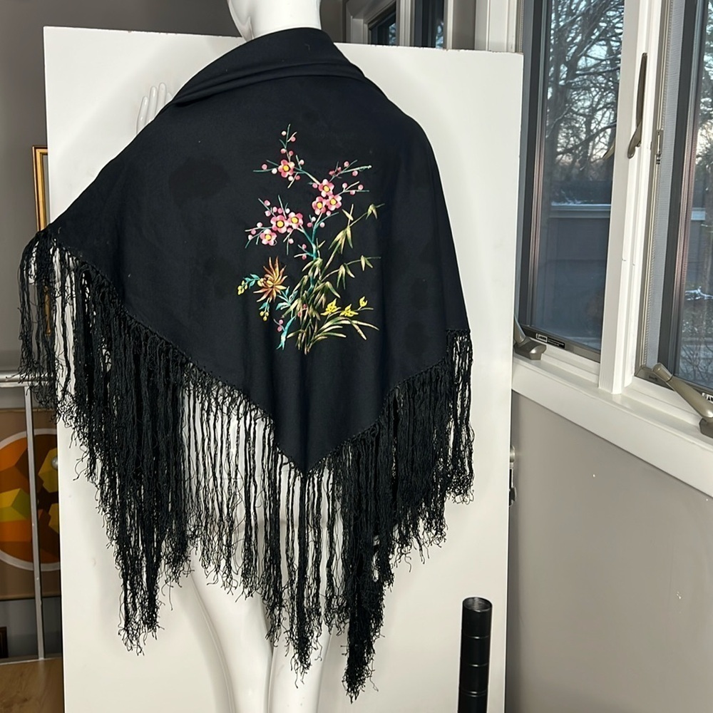 Large 62” Square Vintage Black Poly Embroidered 10” Tassels Piano Shawl Wrap - Picture 7 of 8
